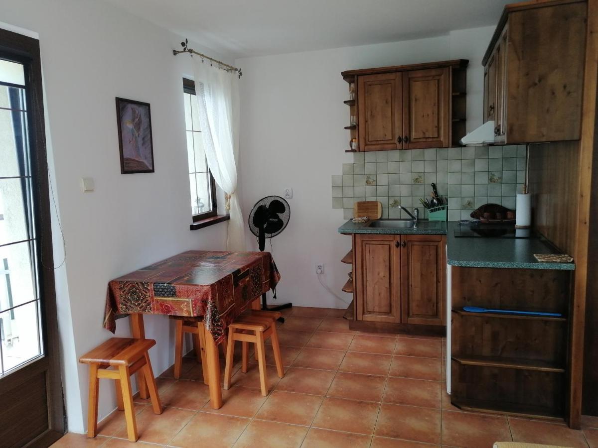 Apartamenty Nad Jeziorem ,,Odpocznij" Rydzewo Luaran gambar